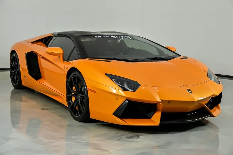 2016 Lamborghini Aventador LP700-4 - Image 3 of 20