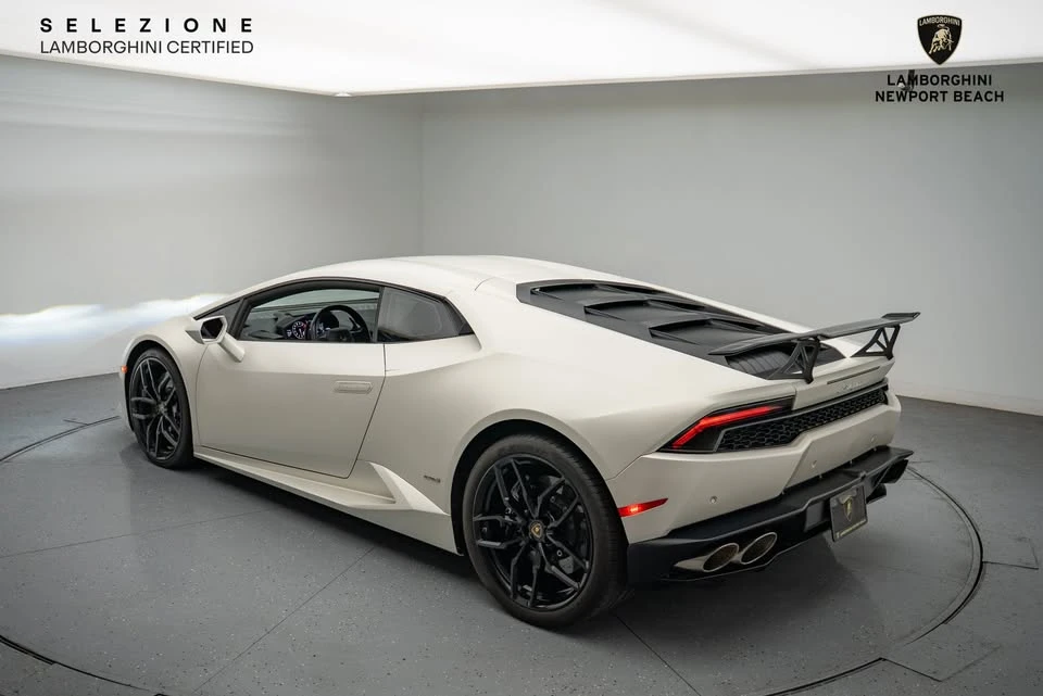 2016 Lamborghini Huracan - Image 5 of 10