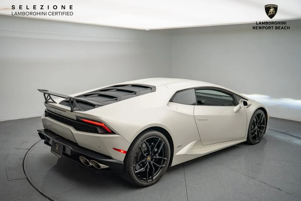 2016 Lamborghini Huracan - Image 4 of 10