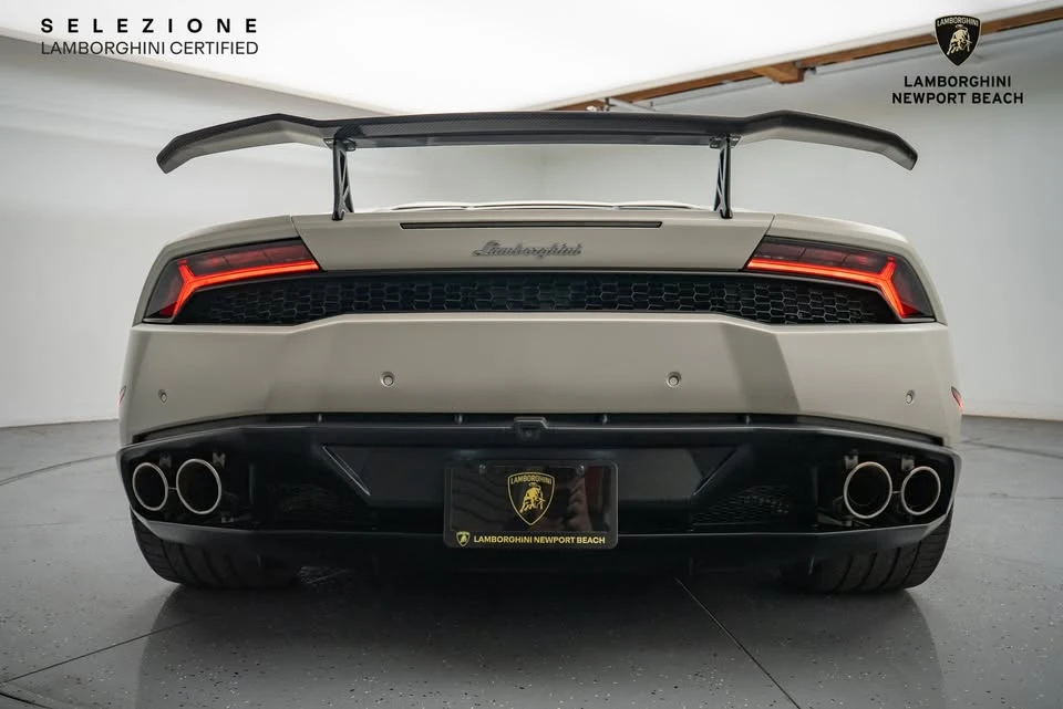2016 Lamborghini Huracan - Image 6 of 10