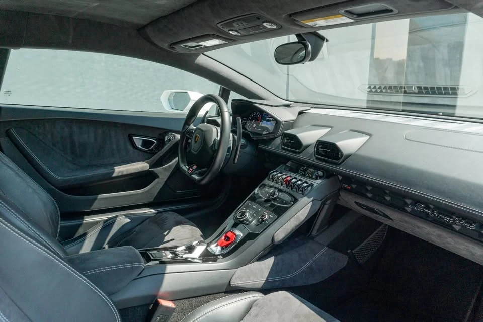 2016 Lamborghini Huracan LP610-4 - Image 11 of 19