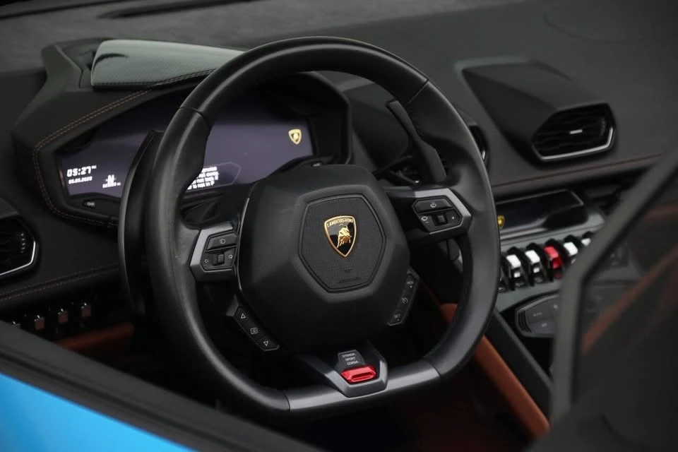 2016 Lamborghini Huracan LP610-4 - Image 11 of 16