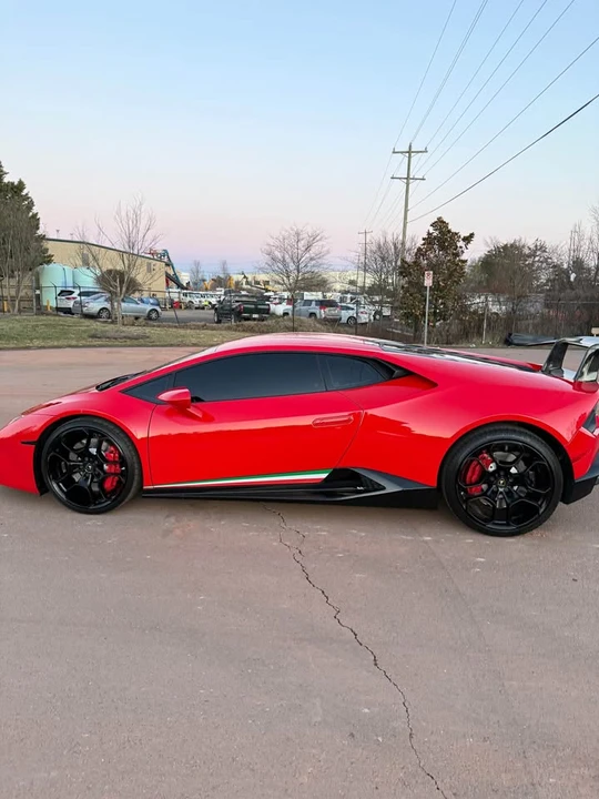 2016 Lamborghini Huracan LP580-2 - Image 8 of 20