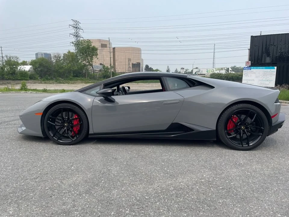 2016 Lamborghini Huracan - Image 2 of 20