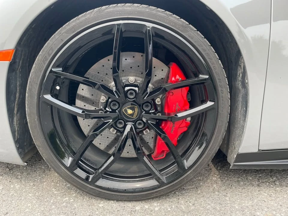 2016 Lamborghini Huracan - Image 10 of 20
