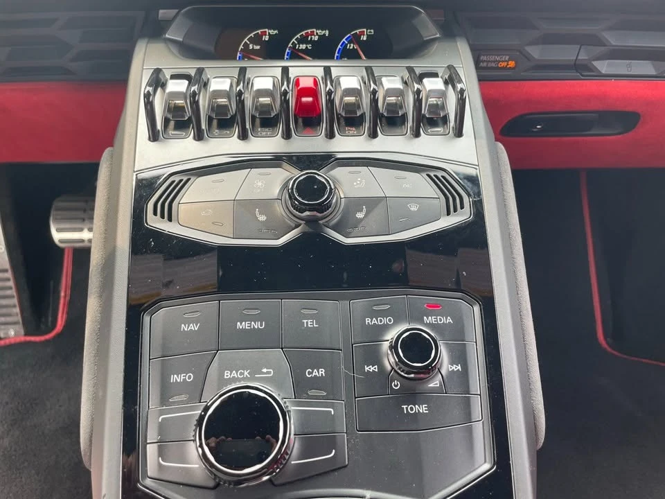 2016 Lamborghini Huracan - Image 19 of 20