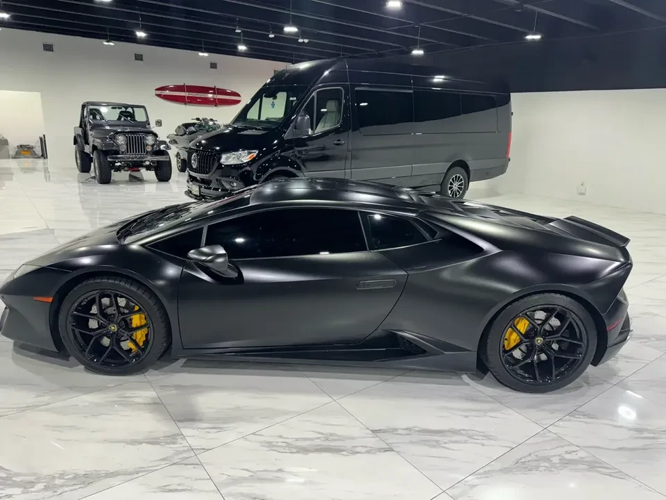 2016 Lamborghini Huracan LP580-2 - Image 10 of 20