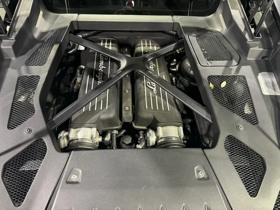 2016 Lamborghini Huracan LP580-2 - Image 20 of 20