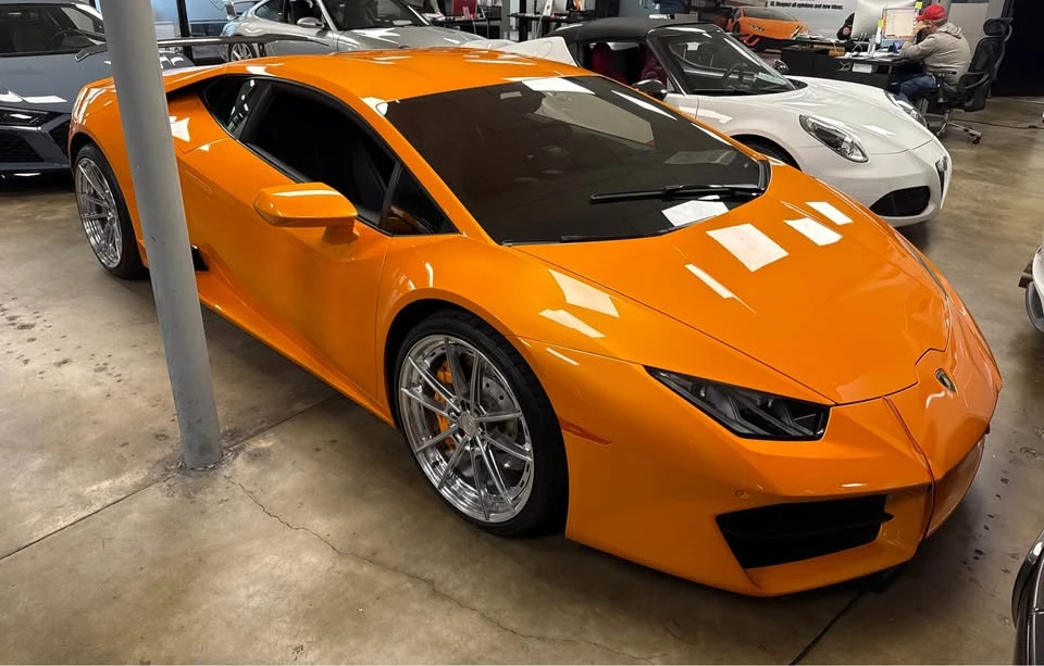 2016 Lamborghini Huracan LP580-2 - Image 3 of 3