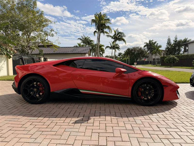 2016 Lamborghini Huracan LP580-2 - Image 2 of 20