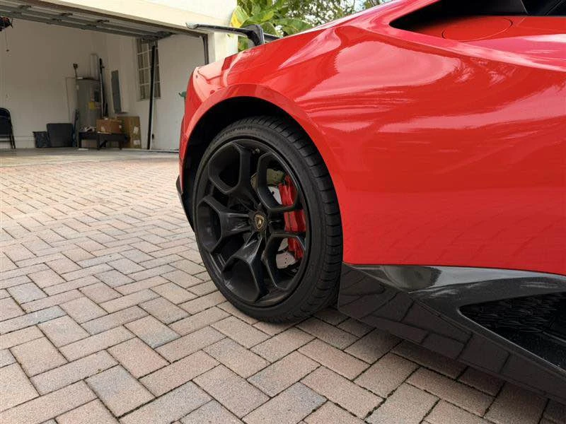 2016 Lamborghini Huracan LP580-2 - Image 8 of 20