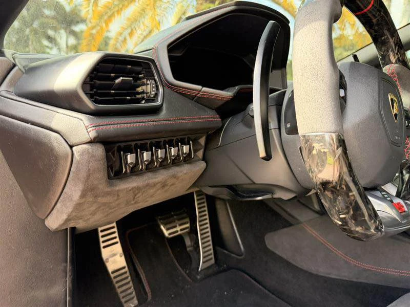 2016 Lamborghini Huracan LP580-2 - Image 14 of 20