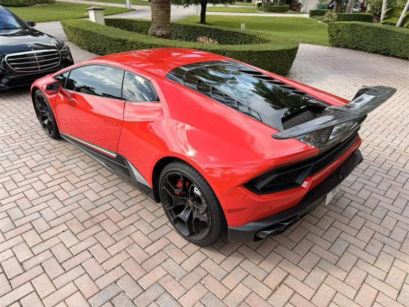 2016 Lamborghini Huracan LP580-2 - Image 10 of 20