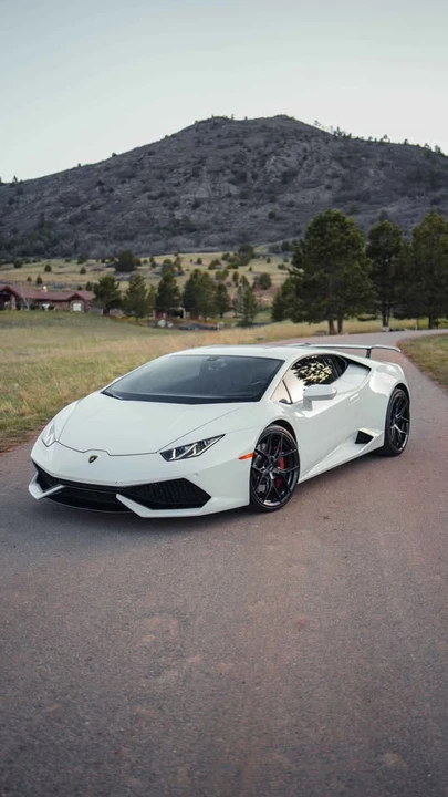 2016 Lamborghini Huracan LP580-2 - Image 9 of 13