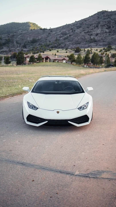 2016 Lamborghini Huracan LP580-2 - Image 2 of 13