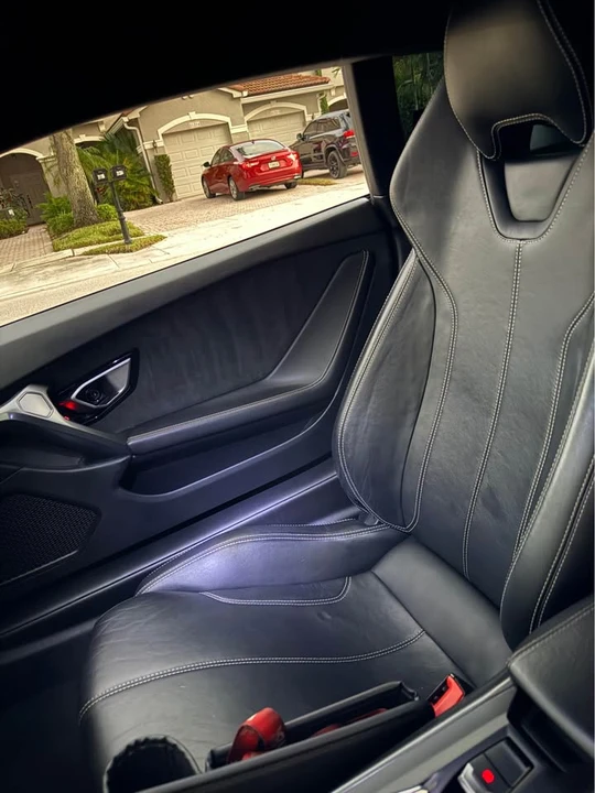 2016 Lamborghini Huracan LP580-2 - Image 10 of 11