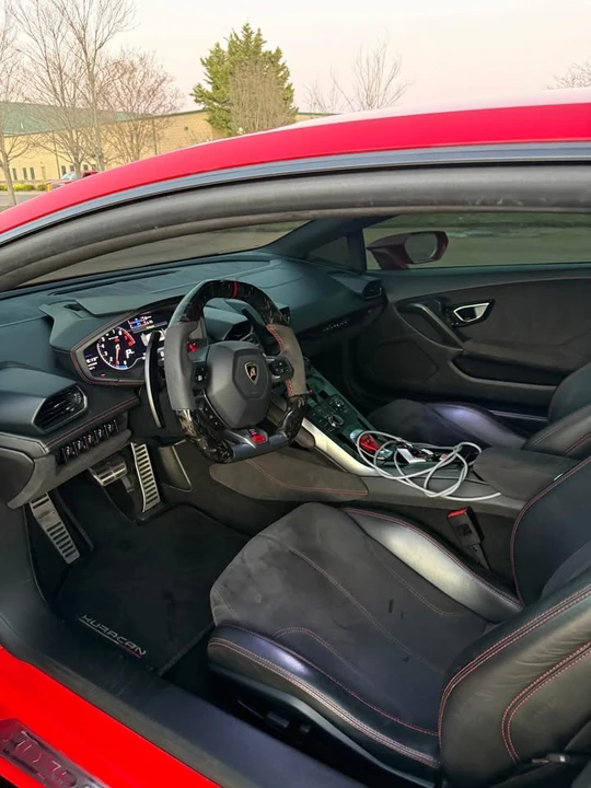 2016 Lamborghini Huracan LP580-2 - Image 8 of 17