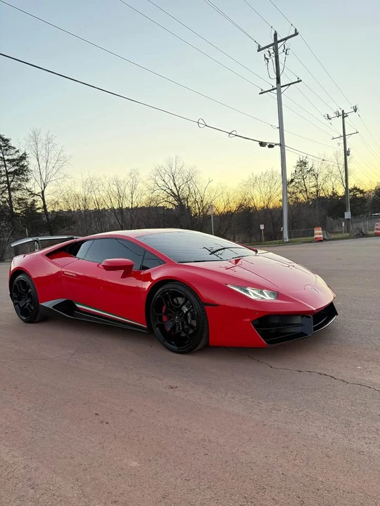 2016 Lamborghini Huracan LP580-2 - Image 2 of 17