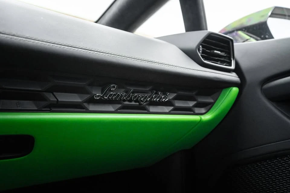 2016 Lamborghini Huracan LP610-4 - Image 15 of 16