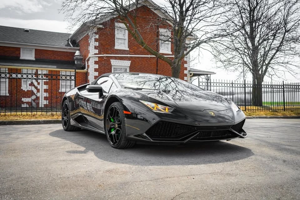2016 Lamborghini Huracan LP610-4 - Image 2 of 16