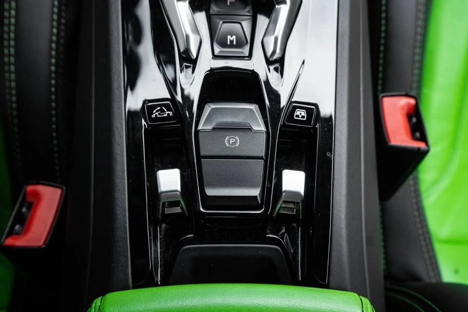 2016 Lamborghini Huracan LP610-4 - Image 8 of 16