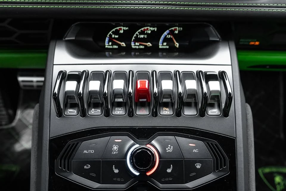 2016 Lamborghini Huracan LP610-4 - Image 11 of 16