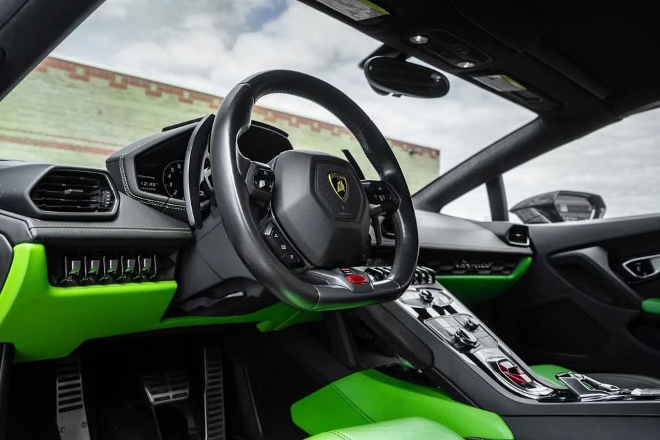 2016 Lamborghini Huracan LP610-4 - Image 8 of 16
