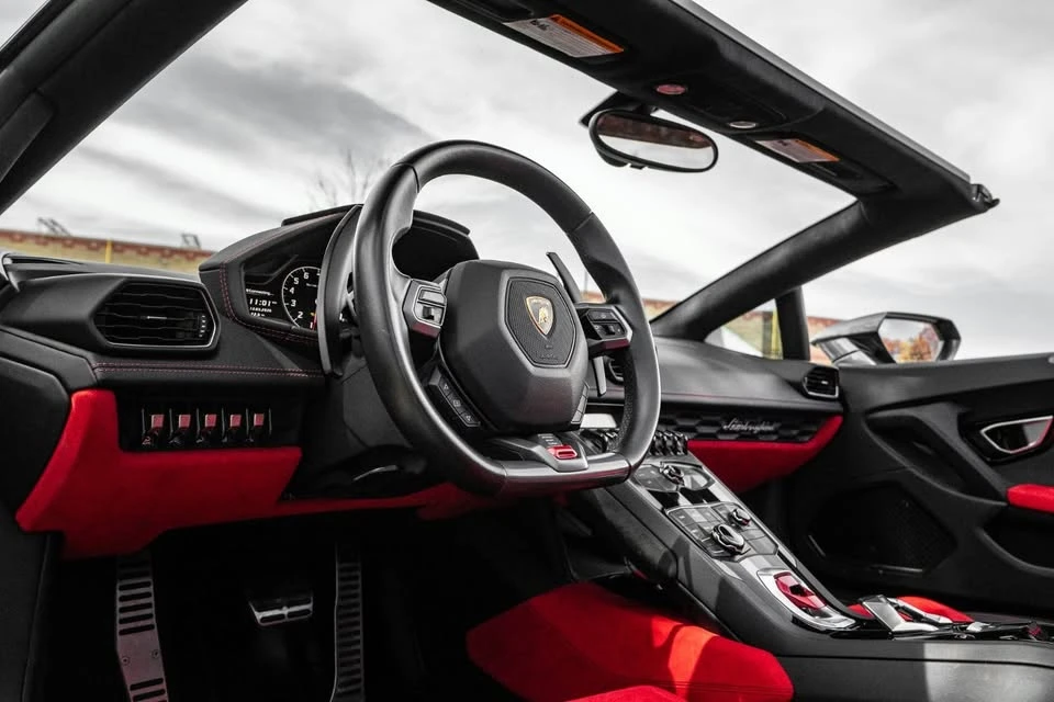 2016 Lamborghini Huracan LP610-4 - Image 7 of 16