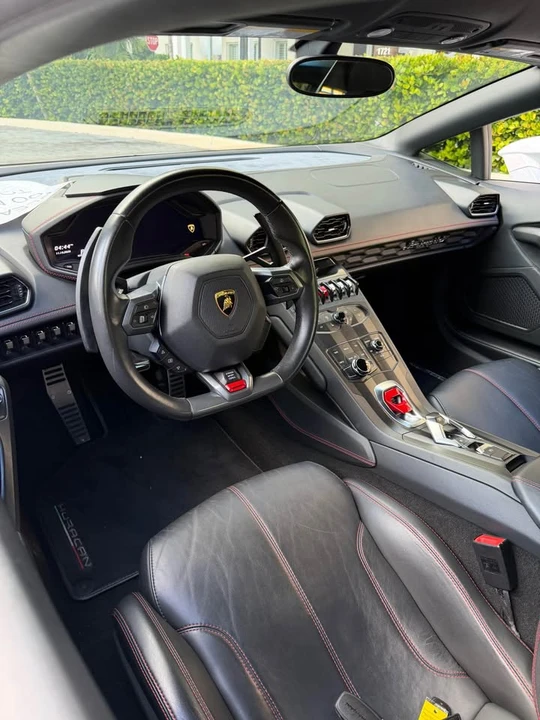 2016 Lamborghini Huracan LP610-4 - Image 7 of 9