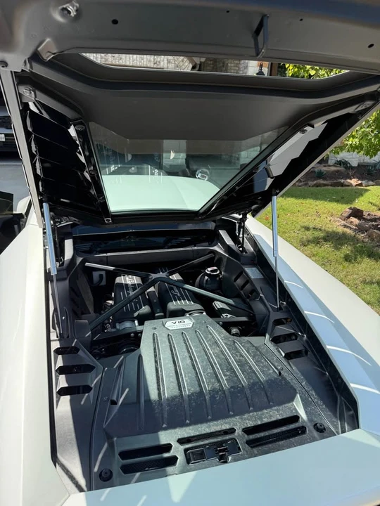 2016 Lamborghini Huracan LP610-4 - Image 11 of 15