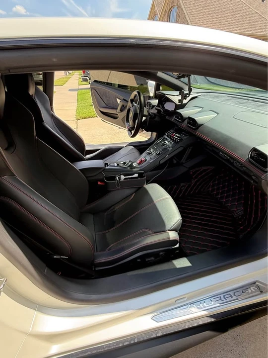 2016 Lamborghini Huracan LP610-4 - Image 9 of 15