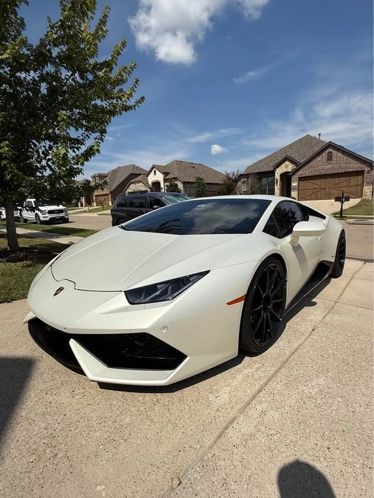 2016 Lamborghini Huracan LP610-4 - Image 2 of 15