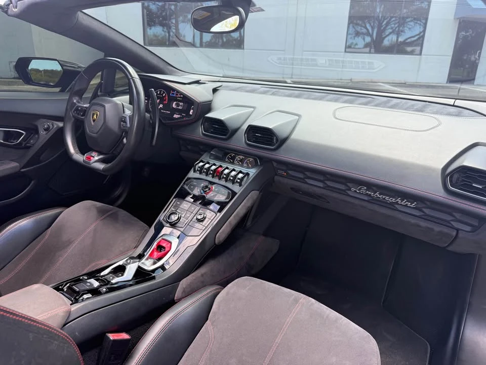 2016 Lamborghini Huracan LP610-4 - Image 13 of 15