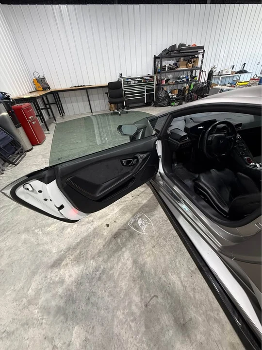 2016 Lamborghini Huracan LP610-4 - Image 6 of 13