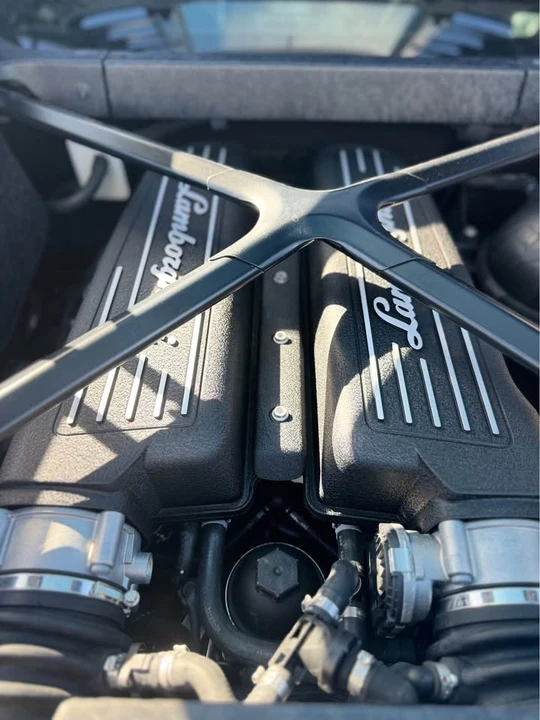 2016 Lamborghini Huracan LP610-4 - Image 4 of 7