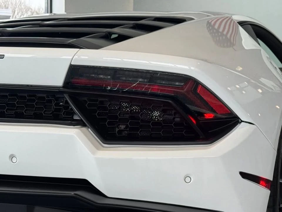 2016 Lamborghini Huracan LP580-2 - Image 12 of 19