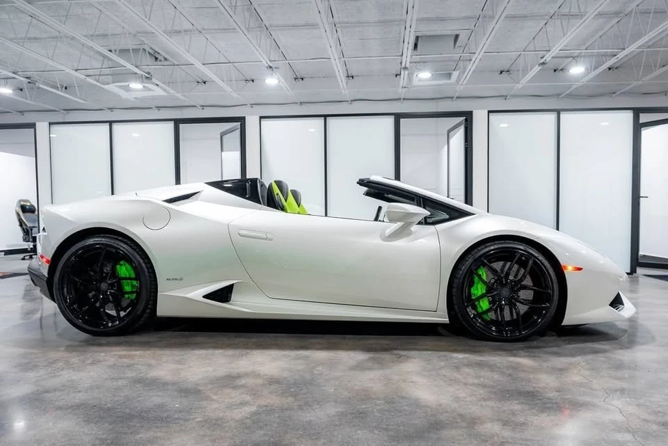 2016 Lamborghini Huracan LP610-4 - Image 3 of 17