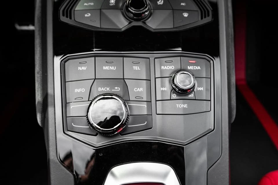 2016 Lamborghini Huracan LP610-4 - Image 14 of 19