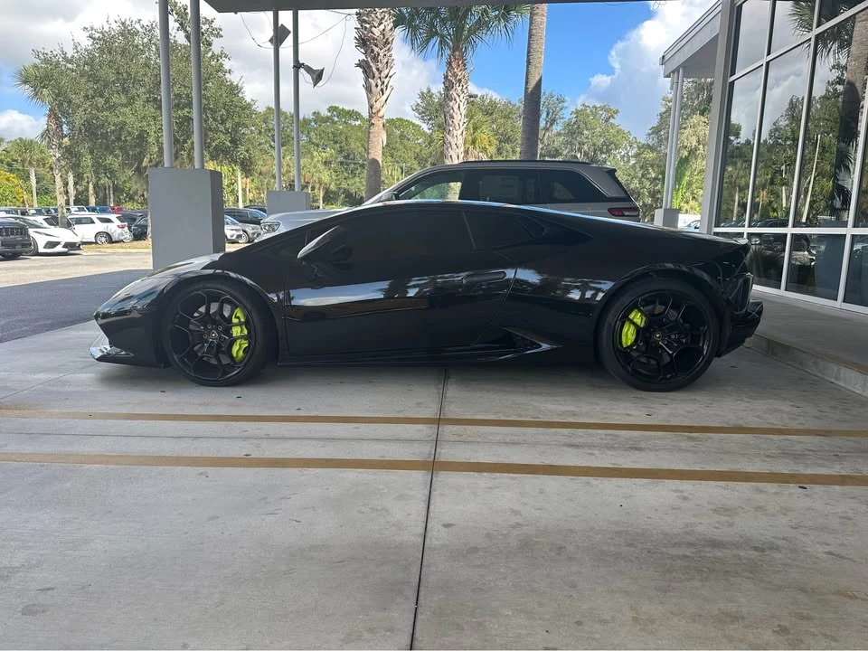2016 Lamborghini Huracan LP610-4 - Image 2 of 6