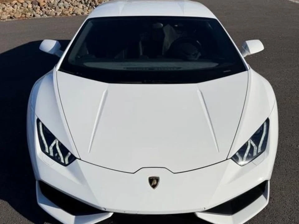 2016 Lamborghini Huracan LP610-4 - Image 2 of 16