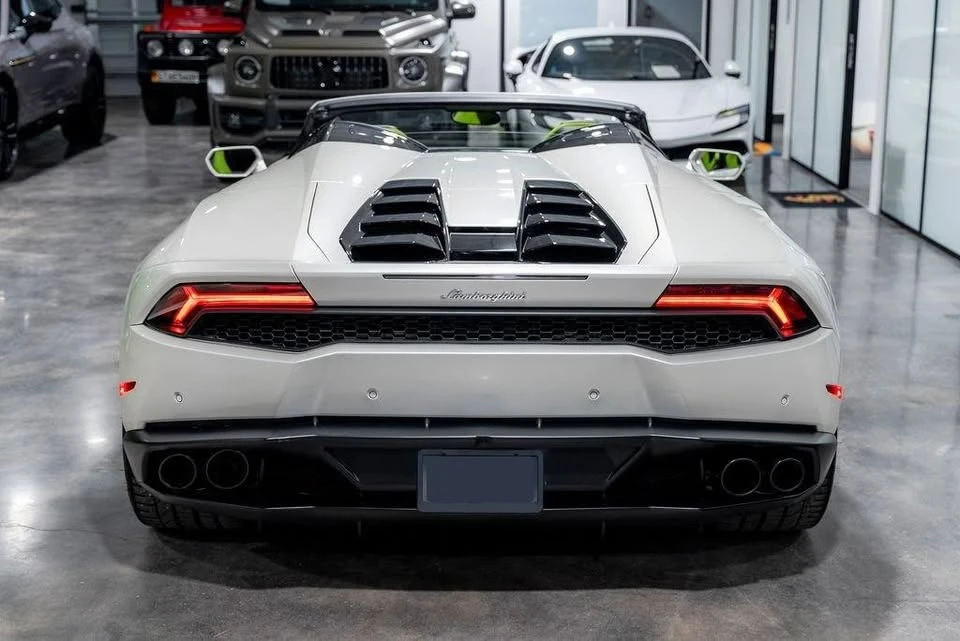 2016 Lamborghini Huracan LP610-4 - Image 8 of 18