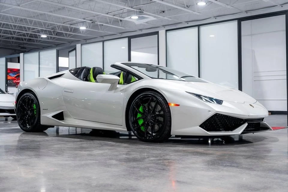 2016 Lamborghini Huracan LP610-4 - Image 9 of 18