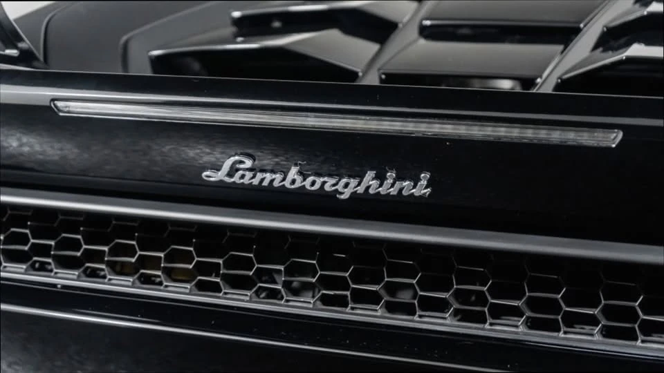 2016 Lamborghini Huracan LP610-4 - Image 11 of 16