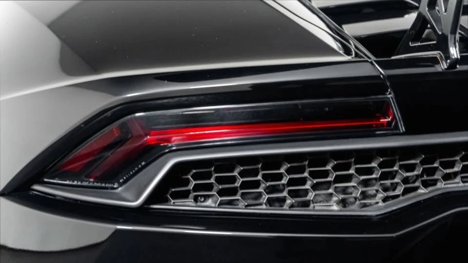 2016 Lamborghini Huracan LP610-4 - Image 9 of 16