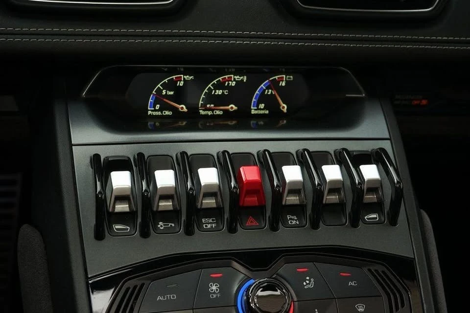 2016 Lamborghini Huracan LP610-4 - Image 12 of 19