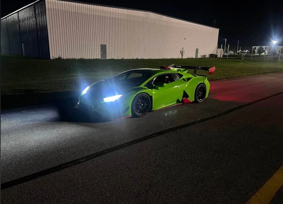2016 Lamborghini Huracan - Image 4 of 9