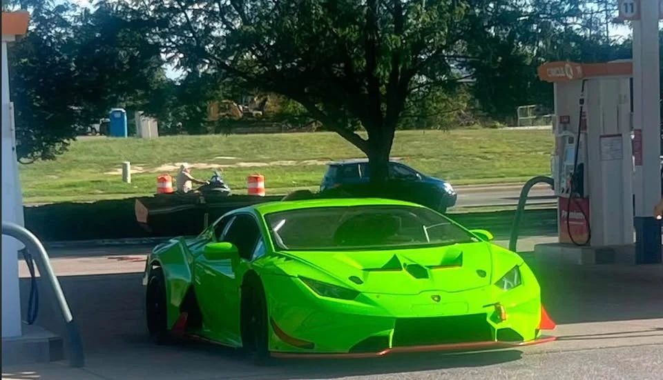 2016 Lamborghini Huracan - Image 6 of 9