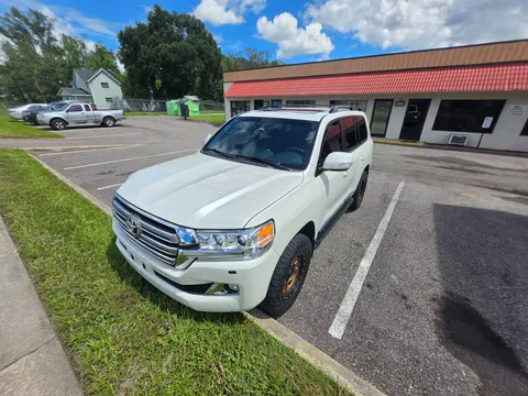 2016 Toyota Land Cruiser 5.7 V8