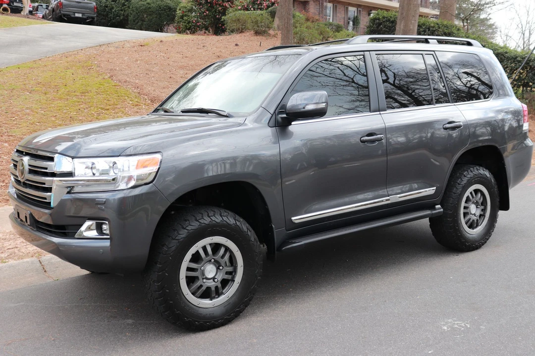 2016 Toyota J200 Land Cruiser - Image 2 of 23