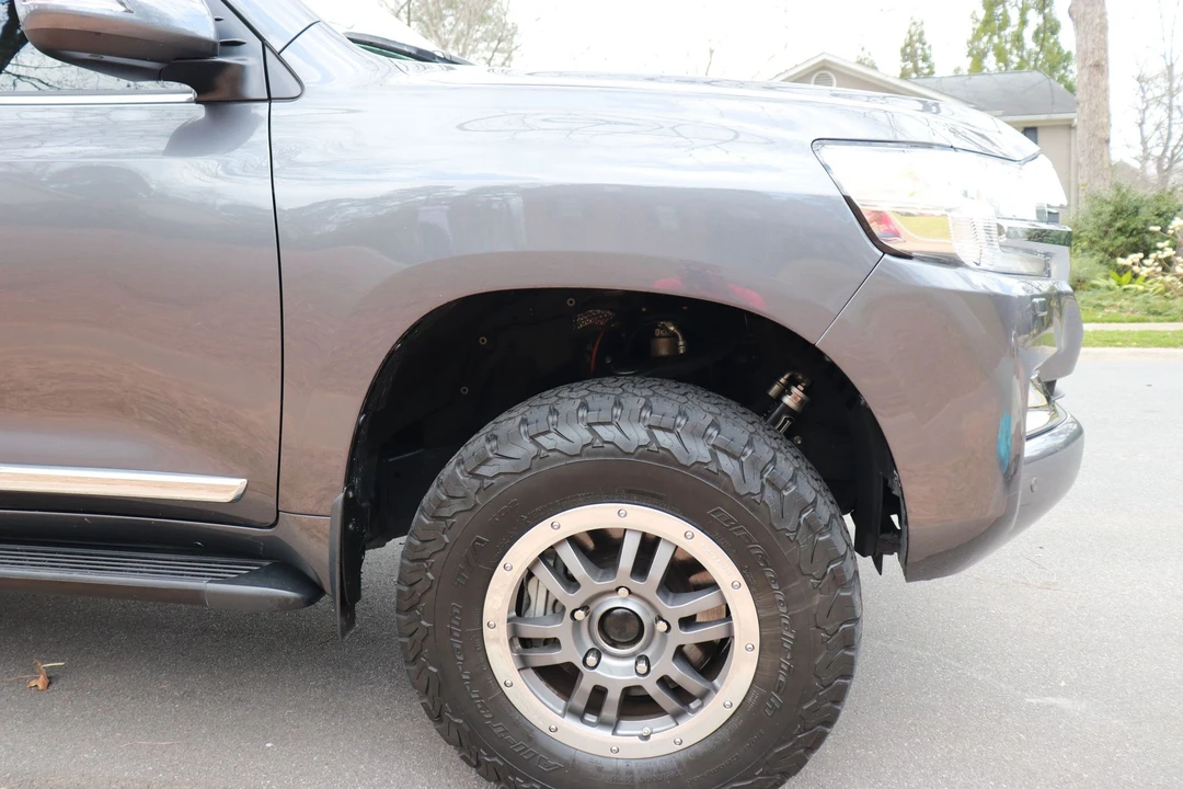 2016 Toyota J200 Land Cruiser - Image 7 of 23